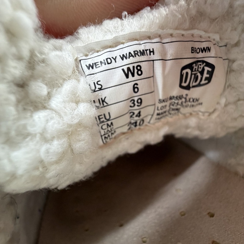 Hey Dude Wendy Warmth Slip On Casual Shoes 8 Beige Cozy Faux Shearling Comfort - Picture 3 of 4